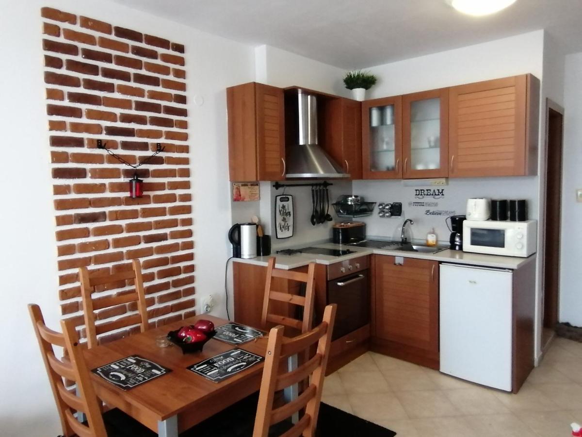Apolon 2 Apartment โซโซโปล ภายนอก รูปภาพ