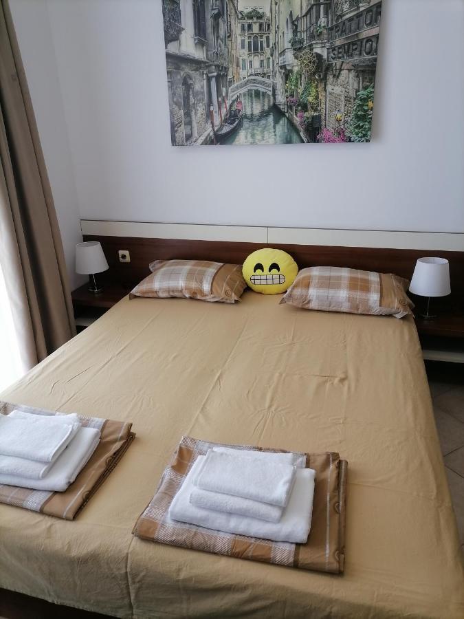 Apolon 2 Apartment โซโซโปล ภายนอก รูปภาพ